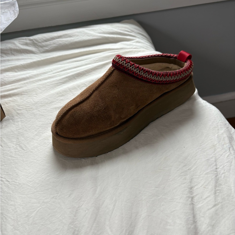 UGG Classic Brown with Shoe Box